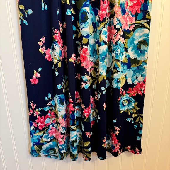 Wanna B Sleeveless High Neck Navy Blue Floral Maxi Dress Women’s Size Medium - Picture 4 of 9
